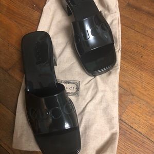 Gucci rubber logo platform new!